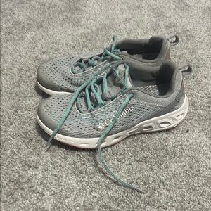 Columbia Gray and Teal Athletic Water Shoes